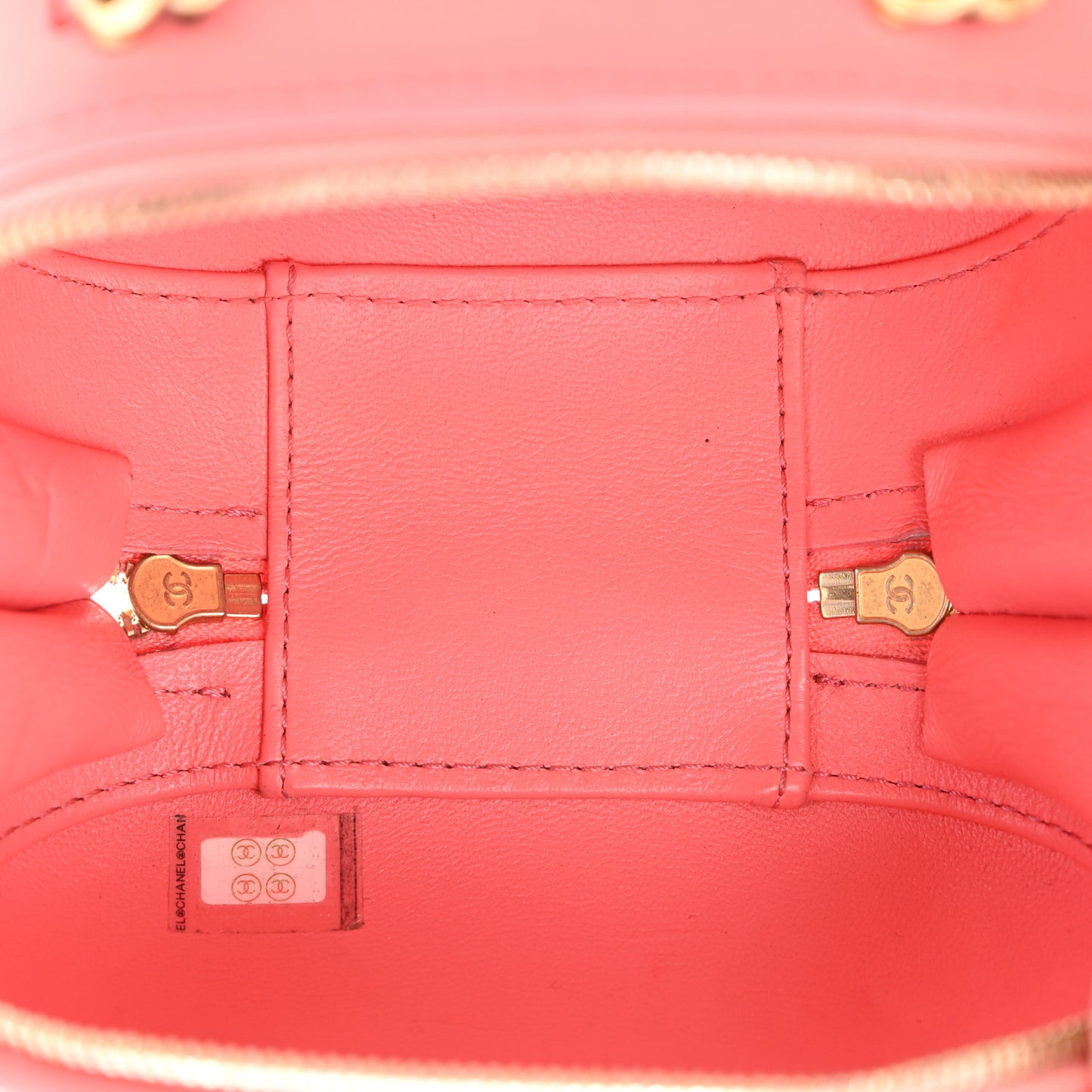 Lambskin Quilted CC Bubble Vanity Case With Chain Pink