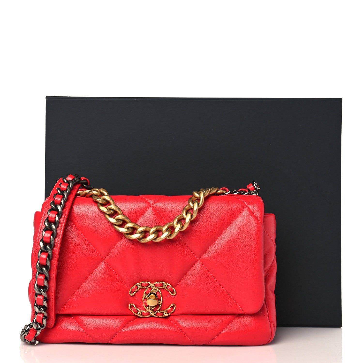 Chanel Lambskin Quilted Medium Chanel 19 Flap Red 10 of 10