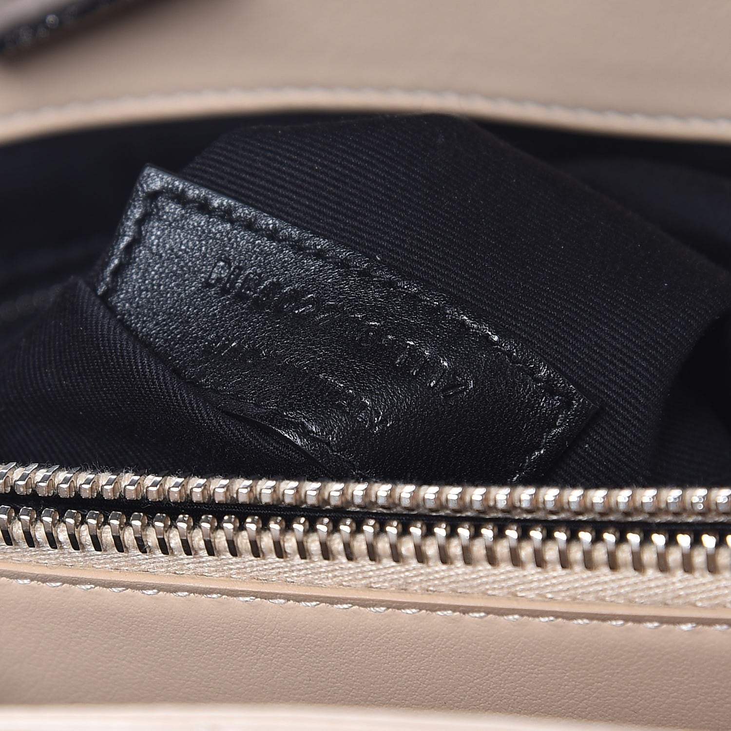 Saint Laurent Calfskin Y Quilted Monogram Large Loulou Shopper Nude Powder 7 of 7