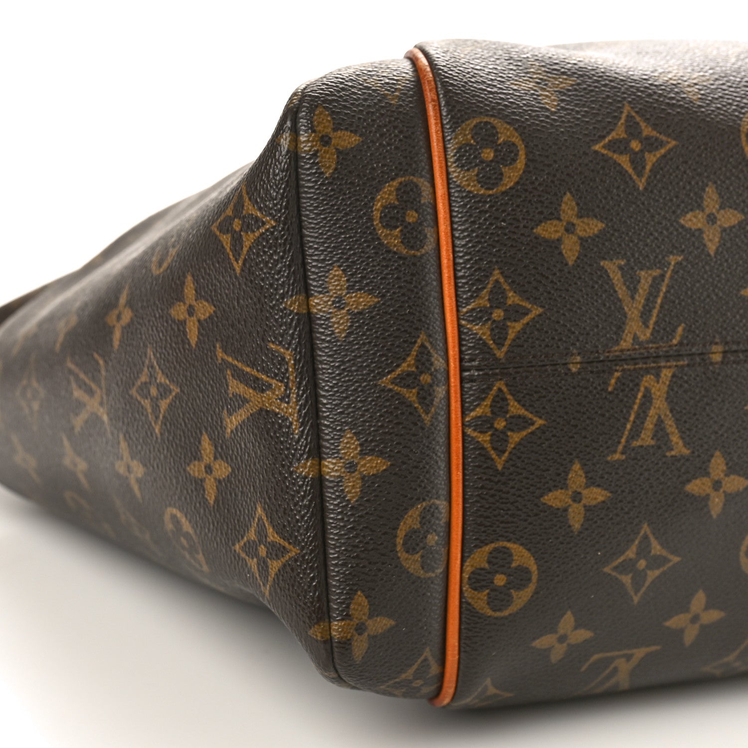 Louis Vuitton Monogram Totally MM 8 of 17