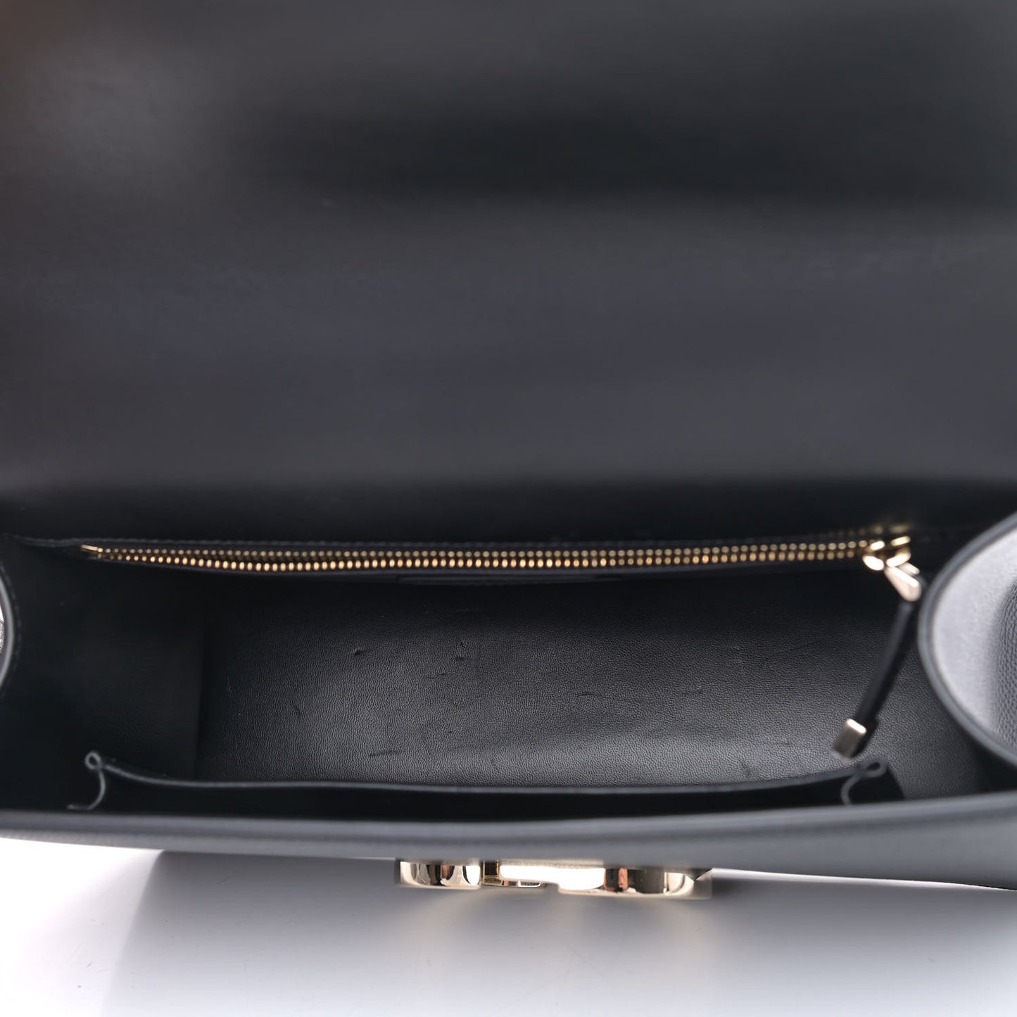 Grained Calfskin Embossed 30 Montaigne Chain Bag Black