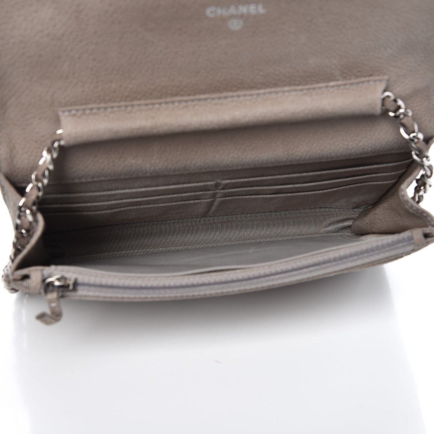 Iridescent Caviar Quilted Wallet On Chain WOC Gray