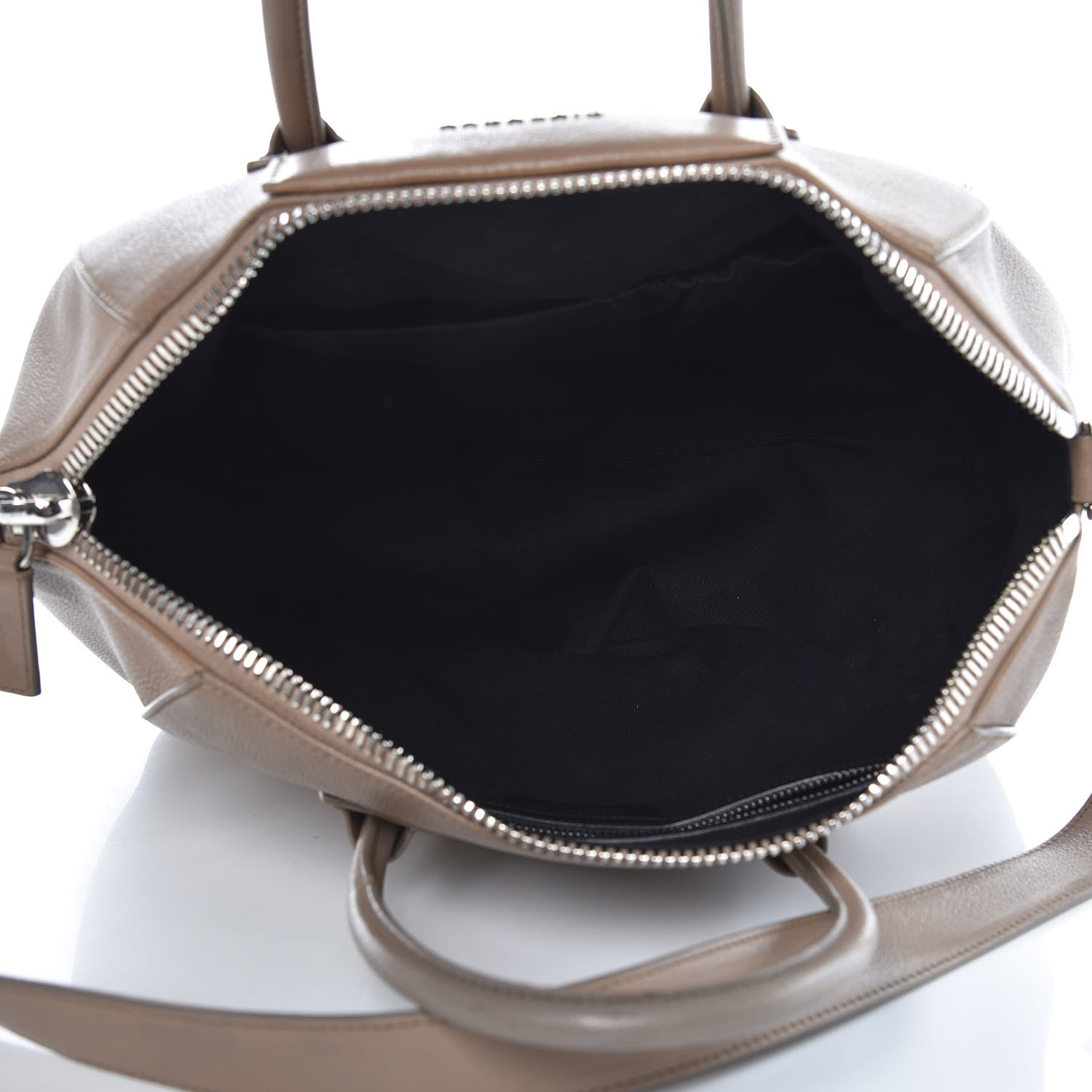 Givenchy Sugar Goatskin Medium Antigona Beige 5 of 22
