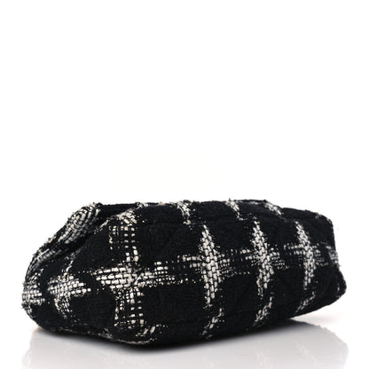 Chanel Tweed Houndstooth Quilted Medium Chanel 19 Flap Black White 4 of 9