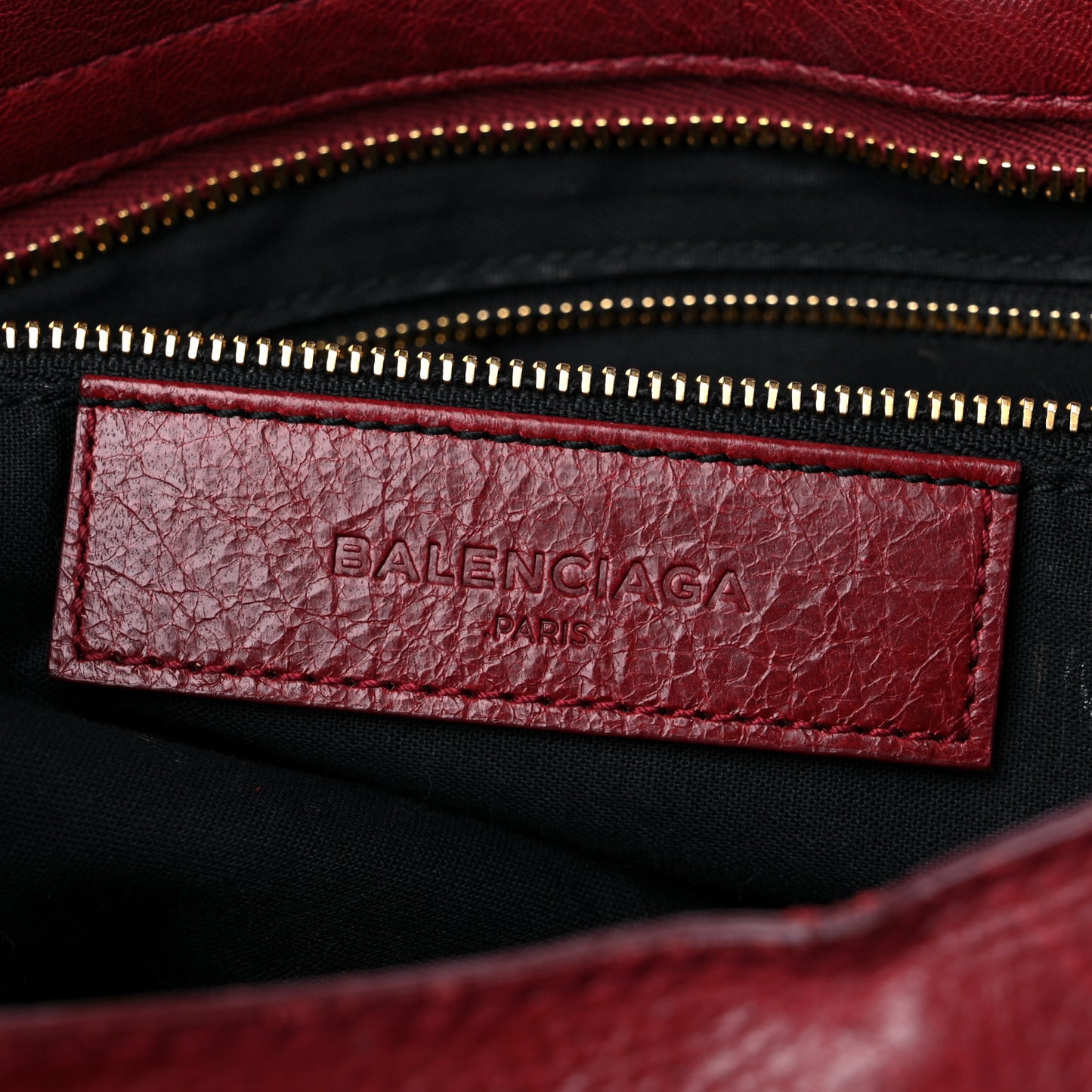 Agneau Giant 12 Gold Hardware City Rouge Cerise