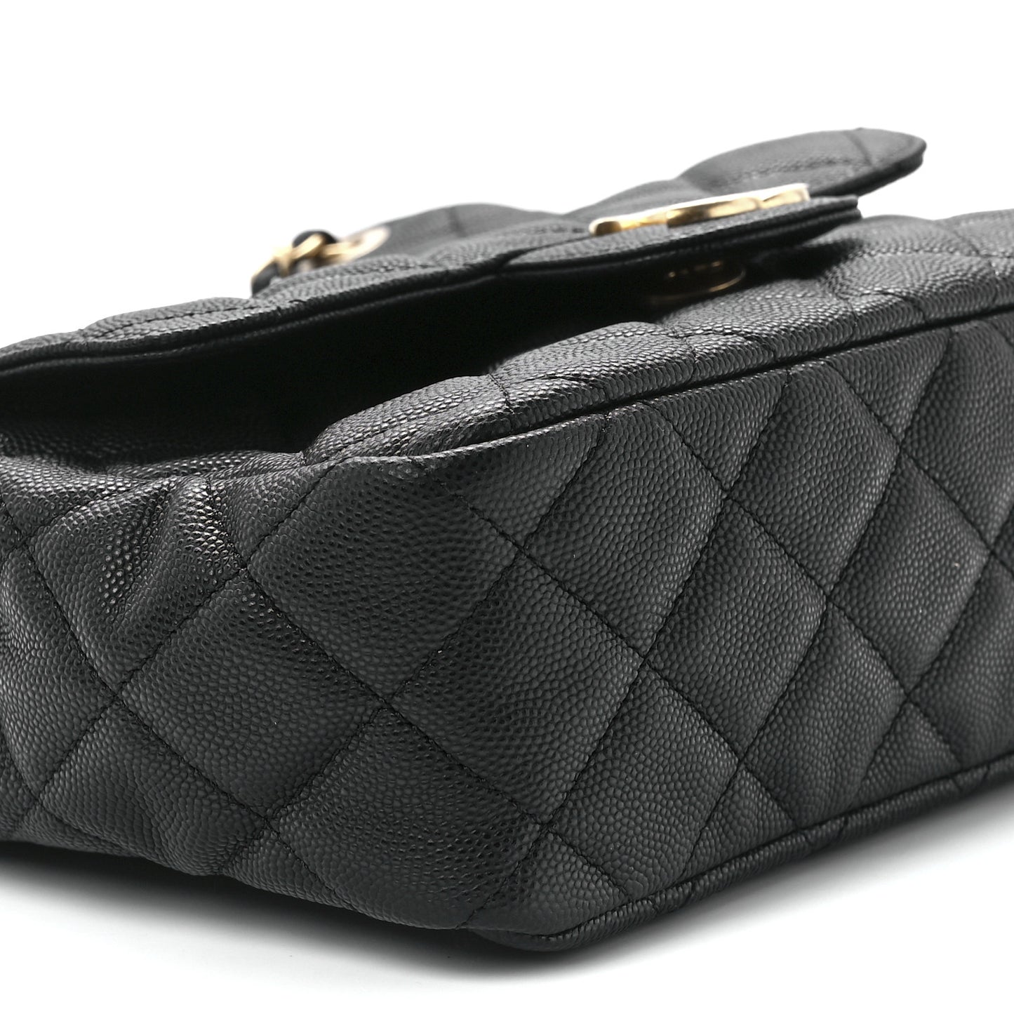 Caviar Quilted Wavy CC Hobo Black