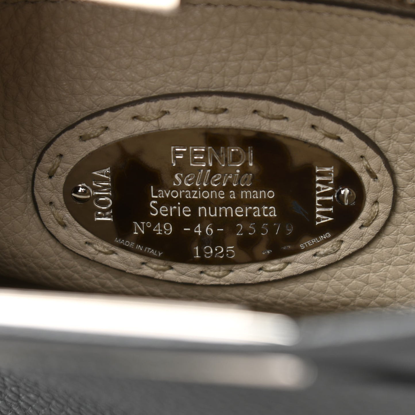 Cuoio Romano Selleria Bi-Color Medium Peekaboo Iconic Satchel Asfalto Latte