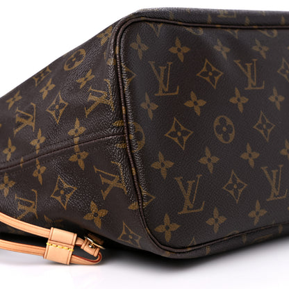 Louis Vuitton Monogram Neverfull MM 8 of 15
