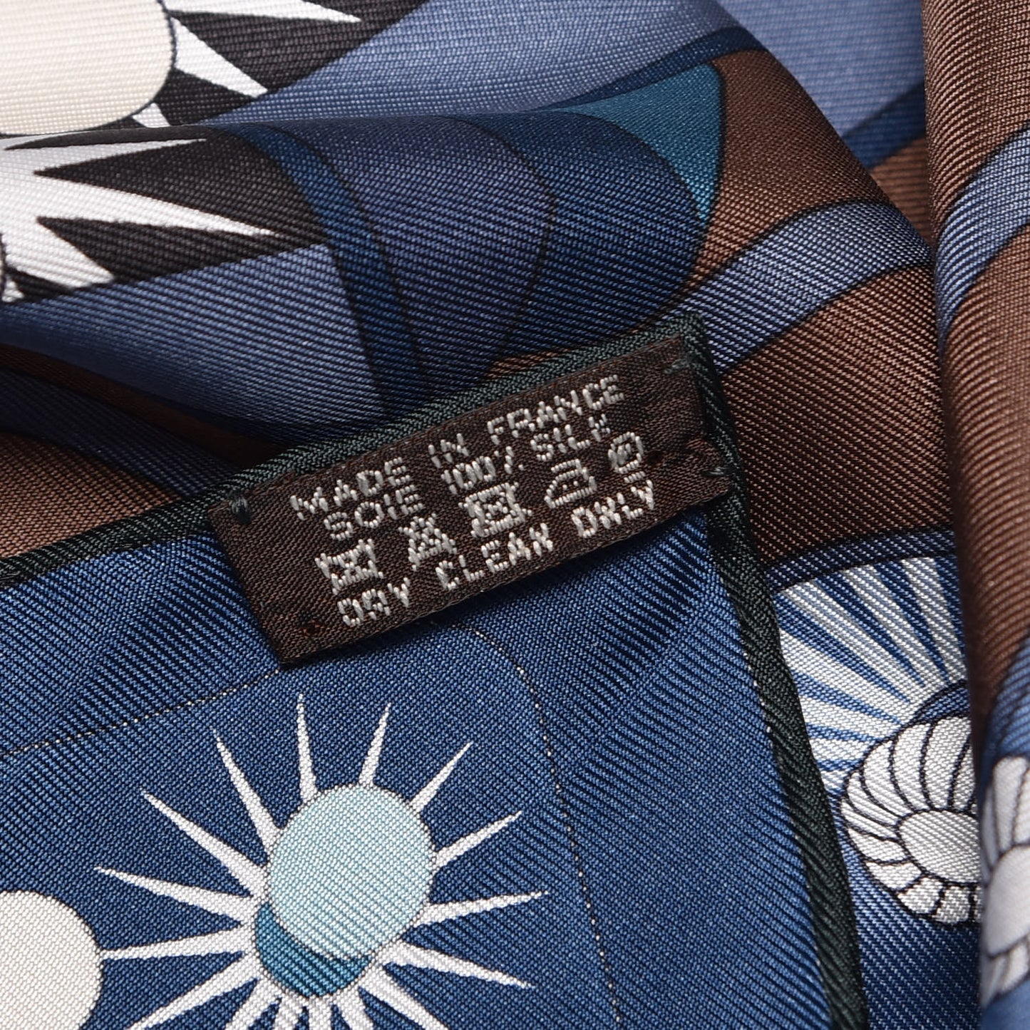 Silk Electrique Scarf 90