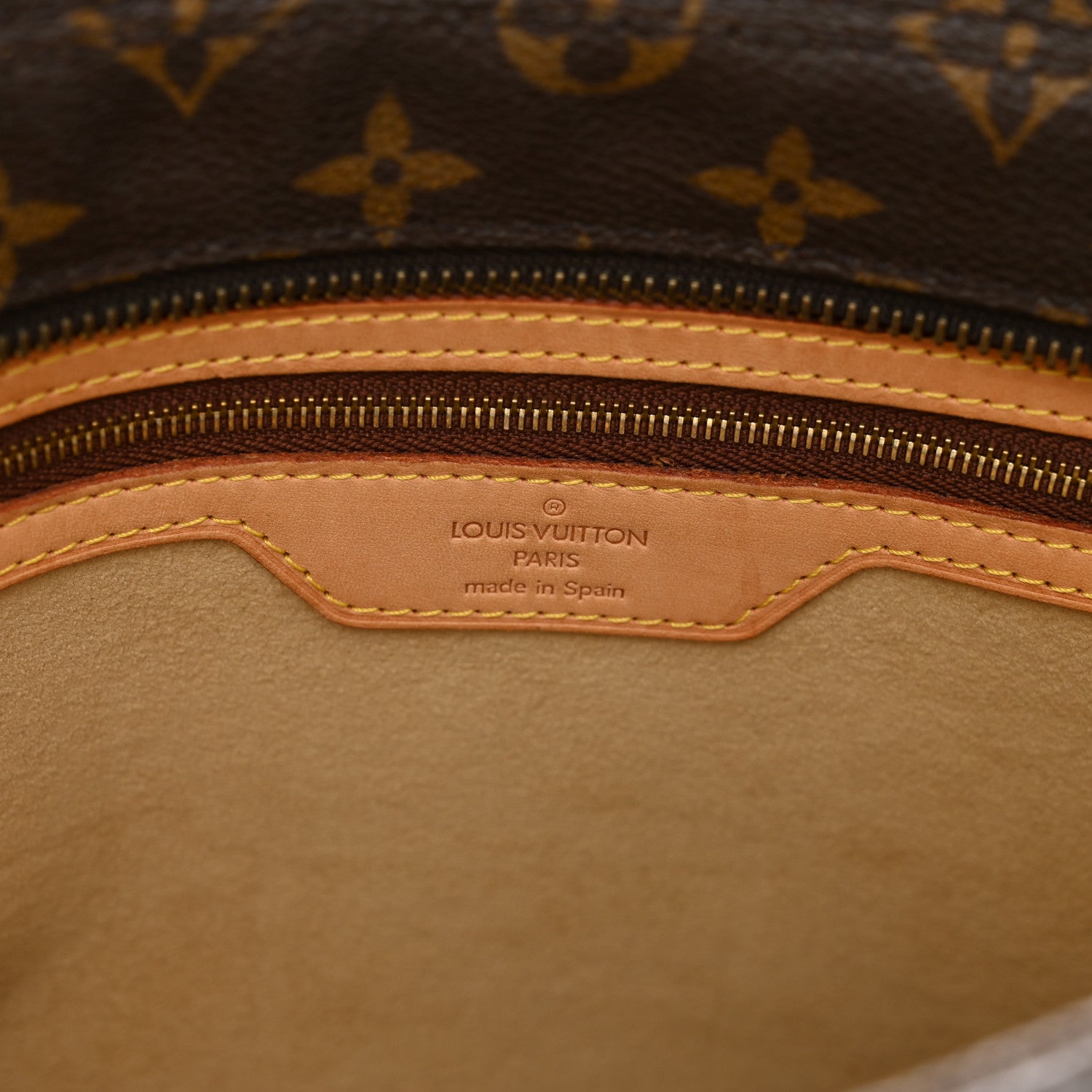 Louis Vuitton LOUIS VUITTON Monogram Luco 7 of 10