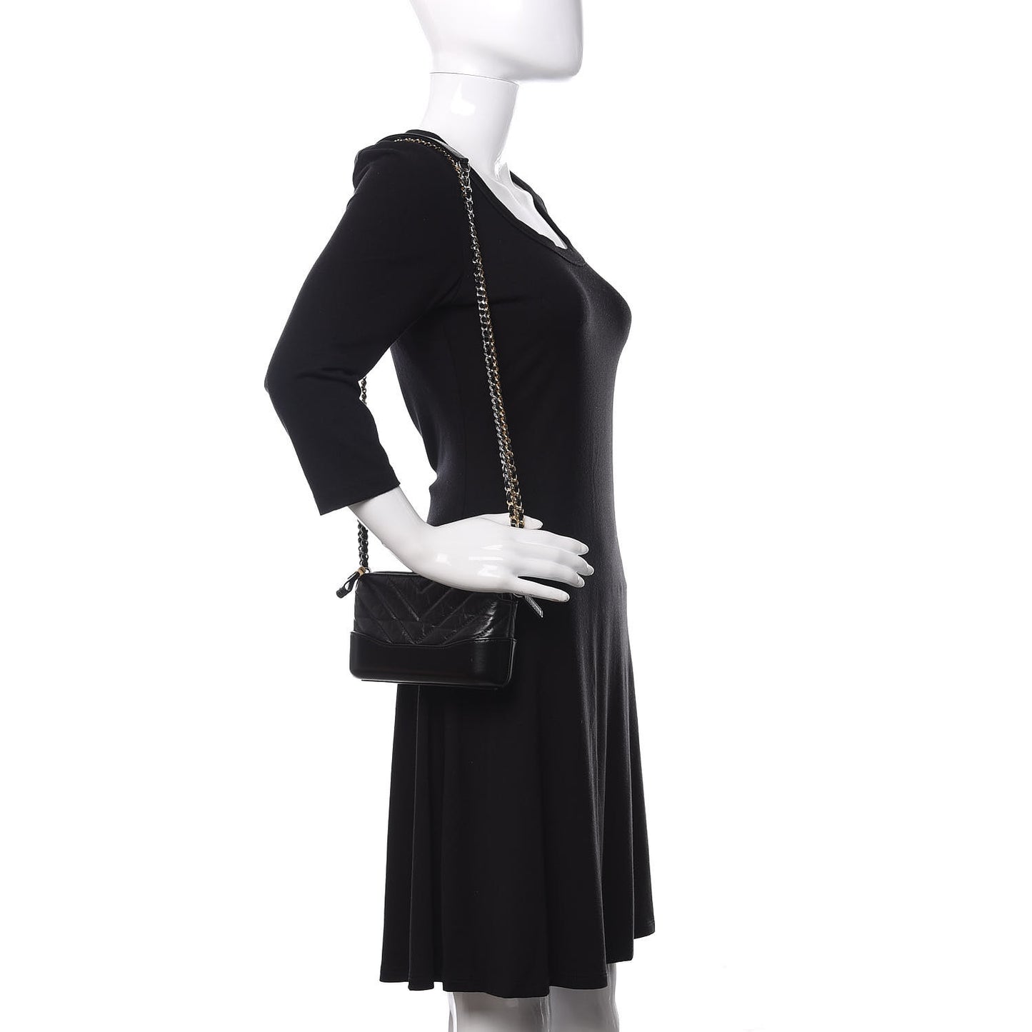 Aged Calfskin Chevron Quilted Small Gabrielle Clutch With Chain Black