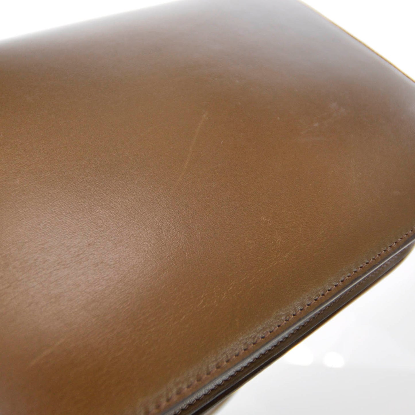 Leather Medium Classic Box Flap Bag Camel