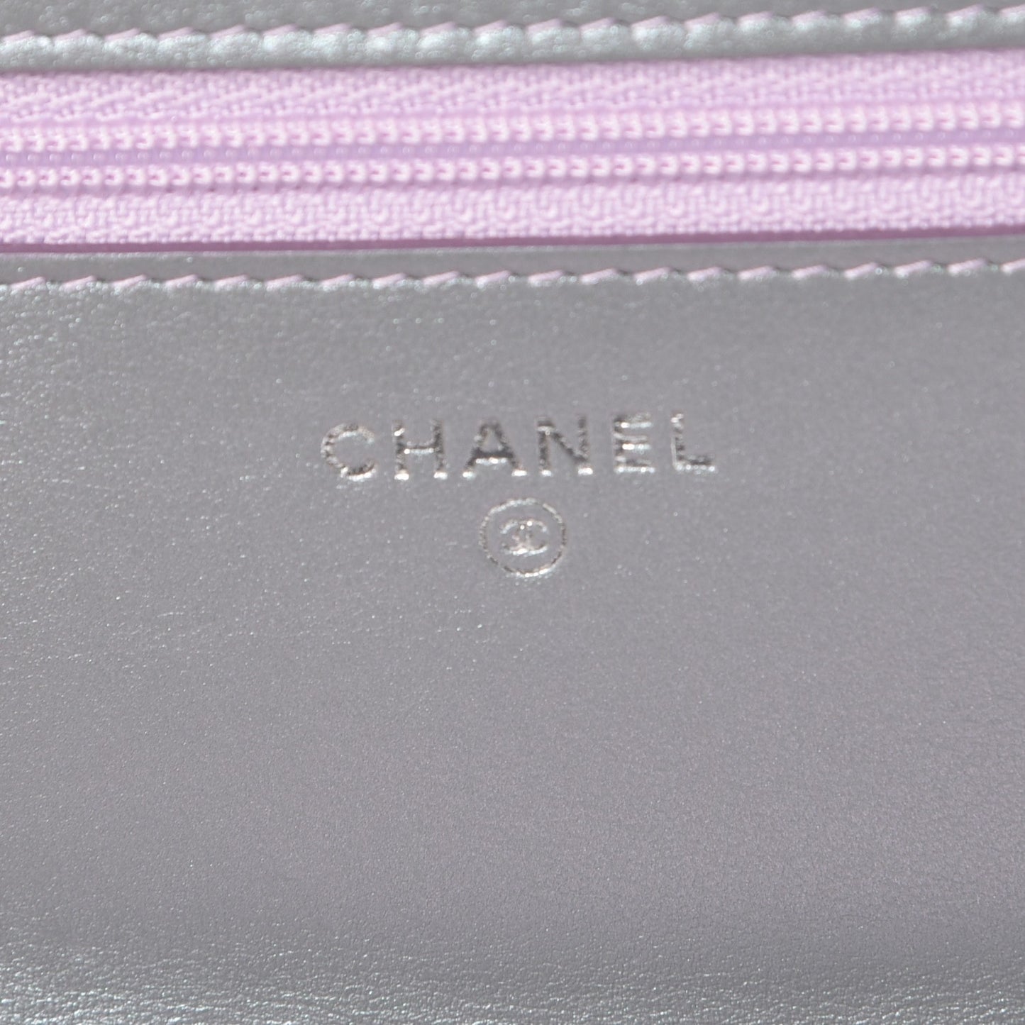 Iridescent Lambskin Chevron Quilted Reissue Wallet On Chain WOC Light Purple