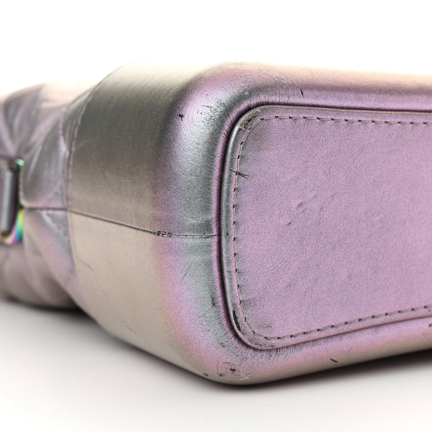 Iridescent Lambskin Calfskin Quilted Medium Gabrielle Hobo Light Purple