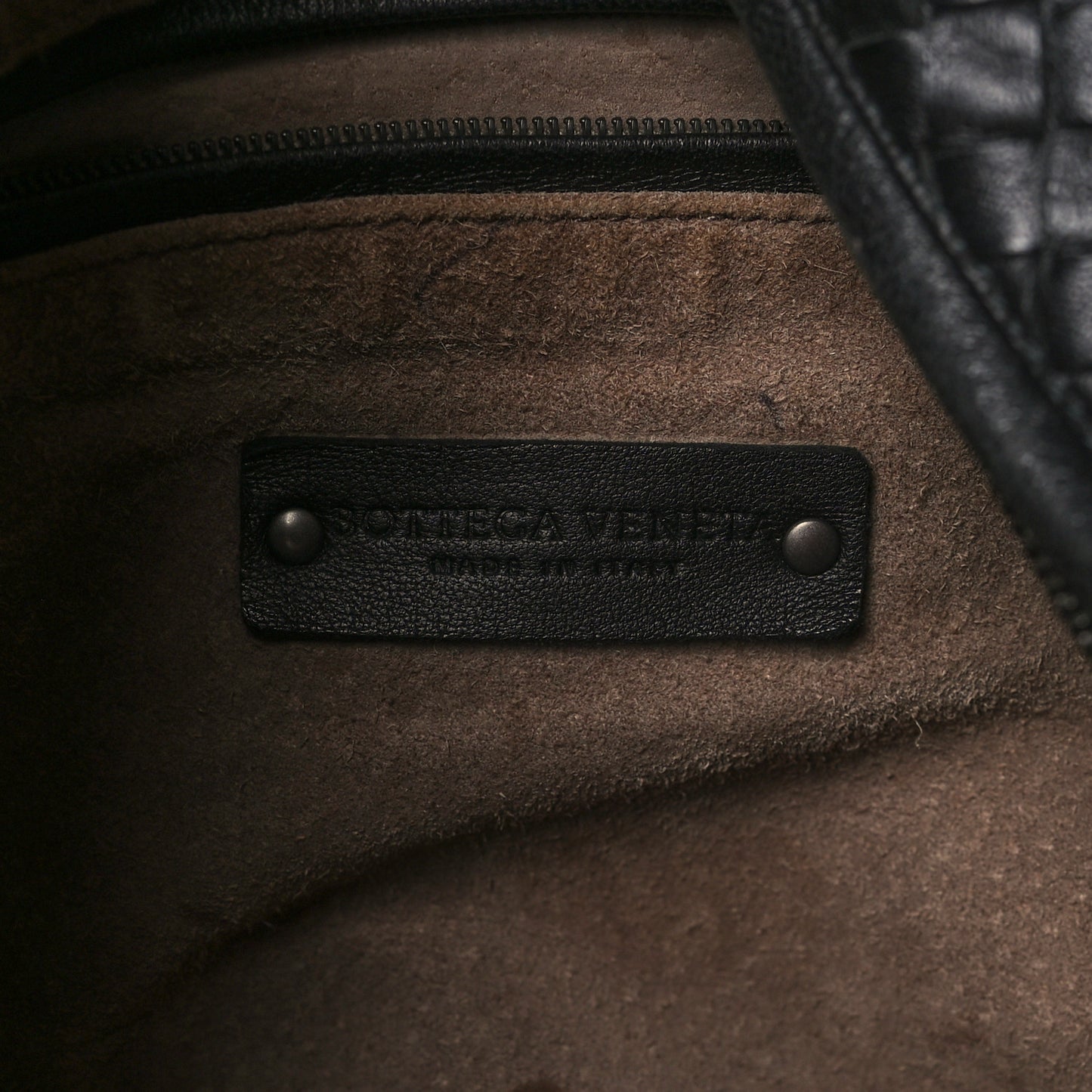 Nappa Intrecciato Large Veneta Hobo Black