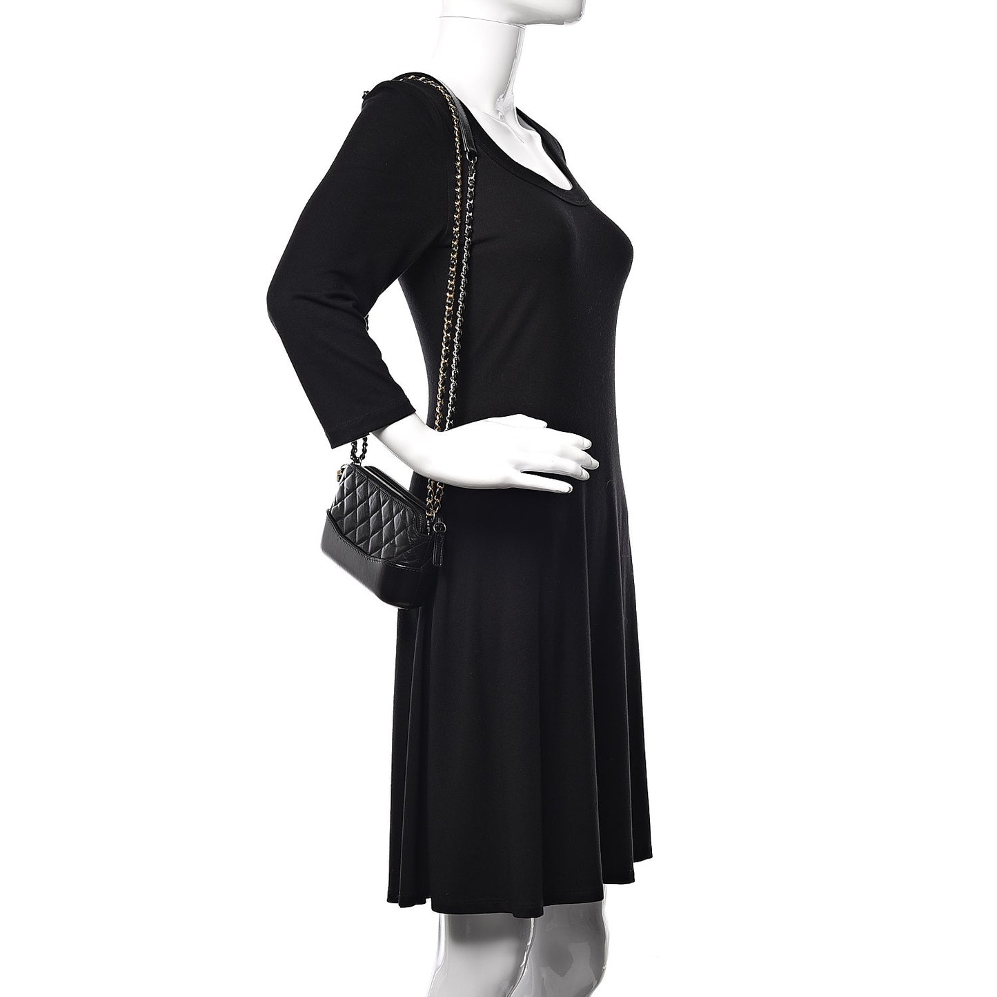 Aged Calfskin Quilted Small Gabrielle Clutch With Chain Black