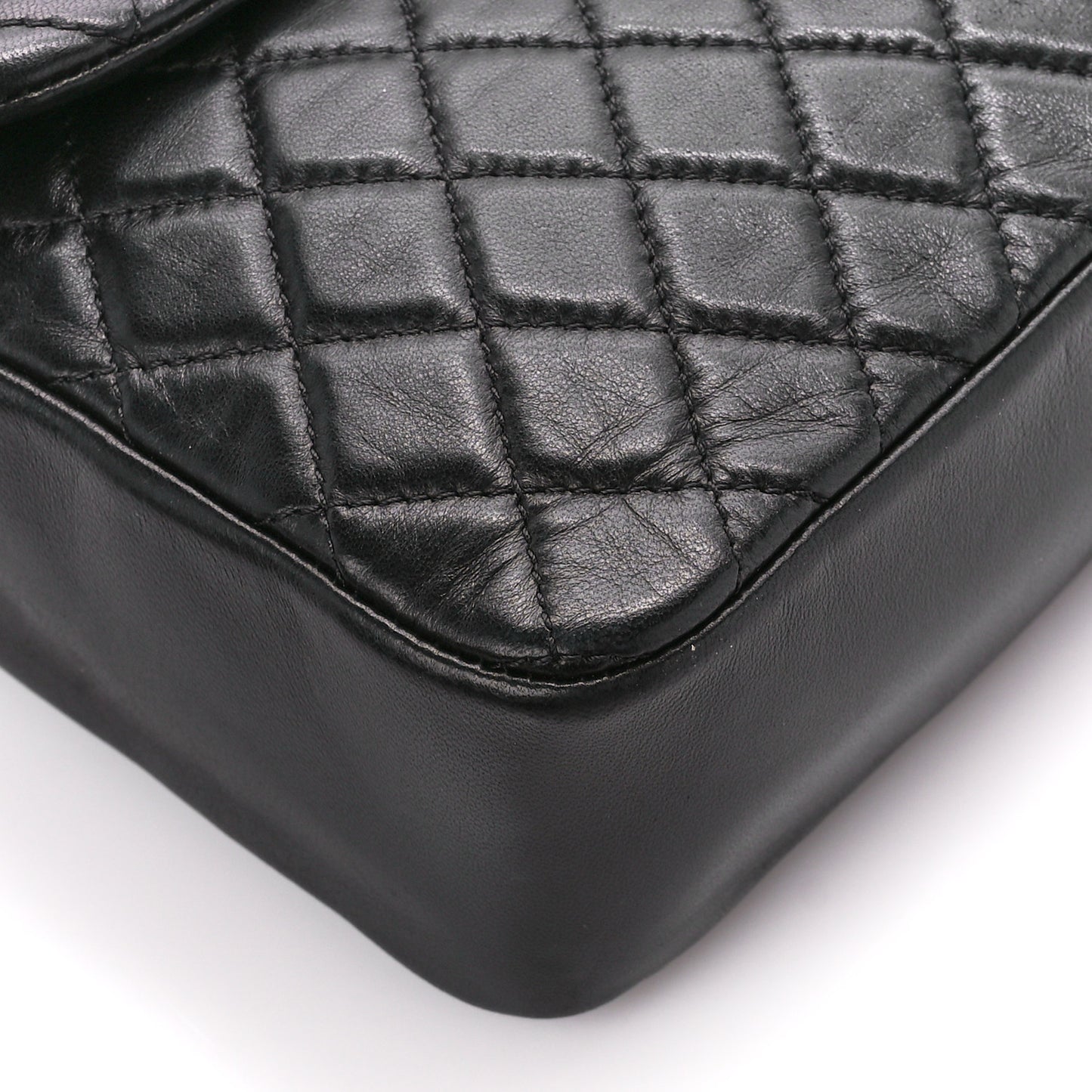 Lambskin Quilted Medium Westminster Pearl Flap Black