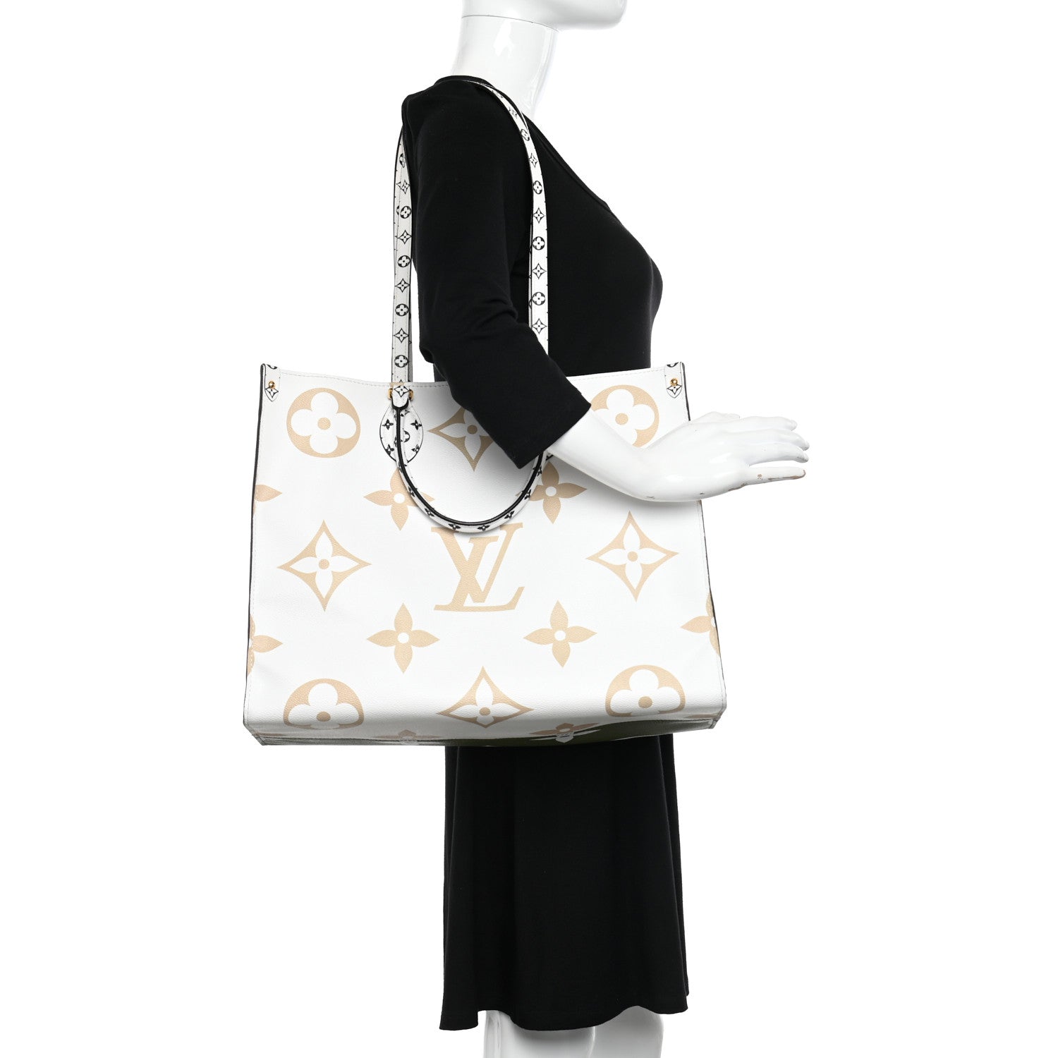 Louis Vuitton Monogram Giant Onthego GM Kaki Beige 2 of 10