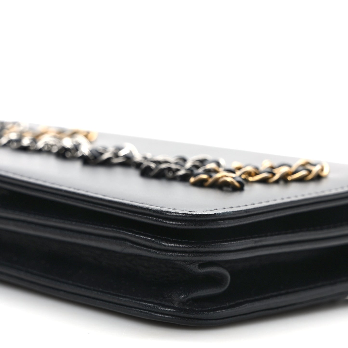 Calfskin Chain 20s Signe Wallet on Chain WOC Black