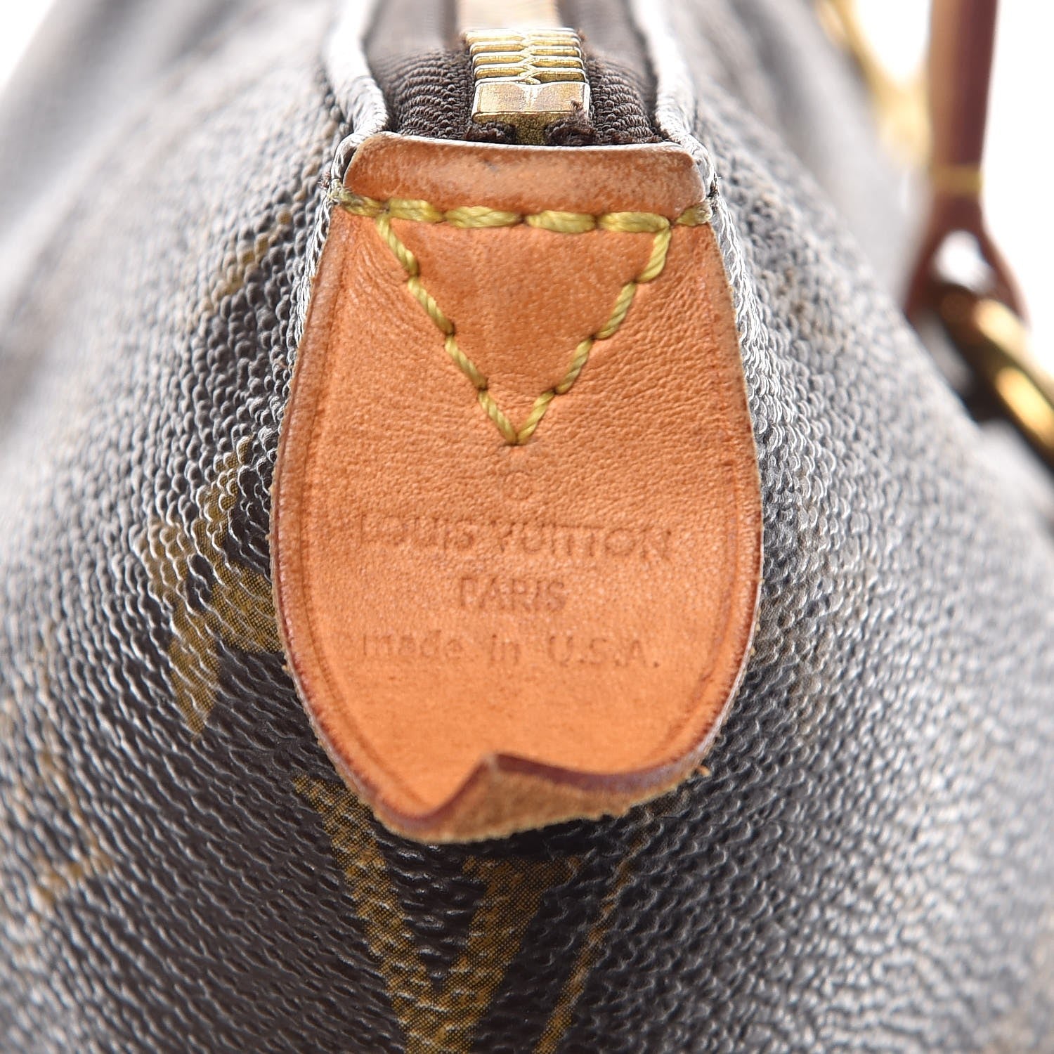 Louis Vuitton Monogram Totally MM 6 of 17