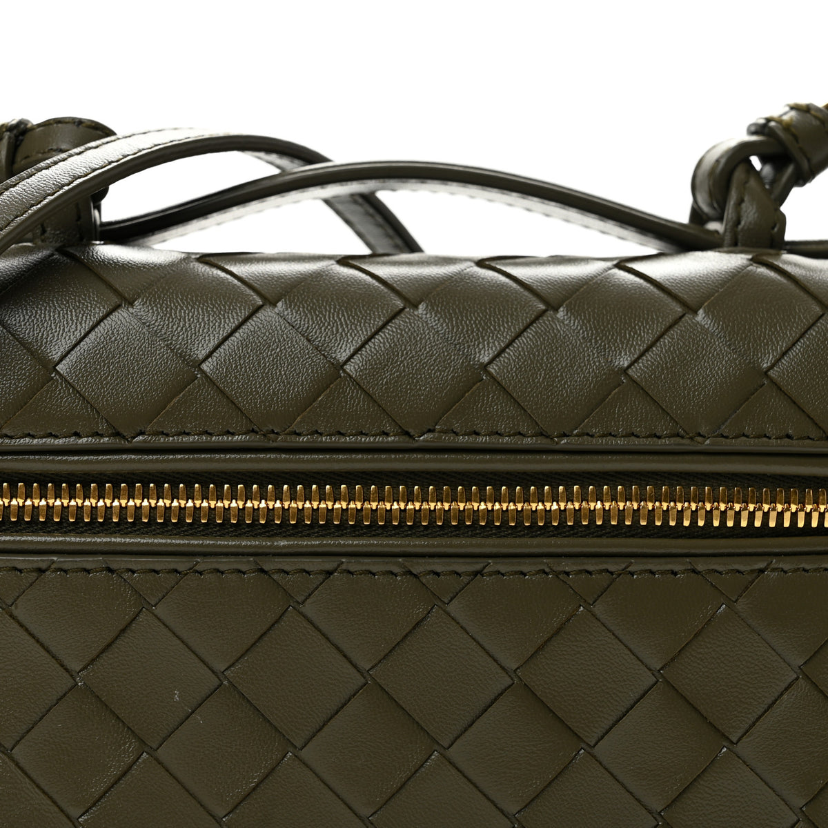 Calfskin Intrecciato Bang Bang Vanity Case Cypress