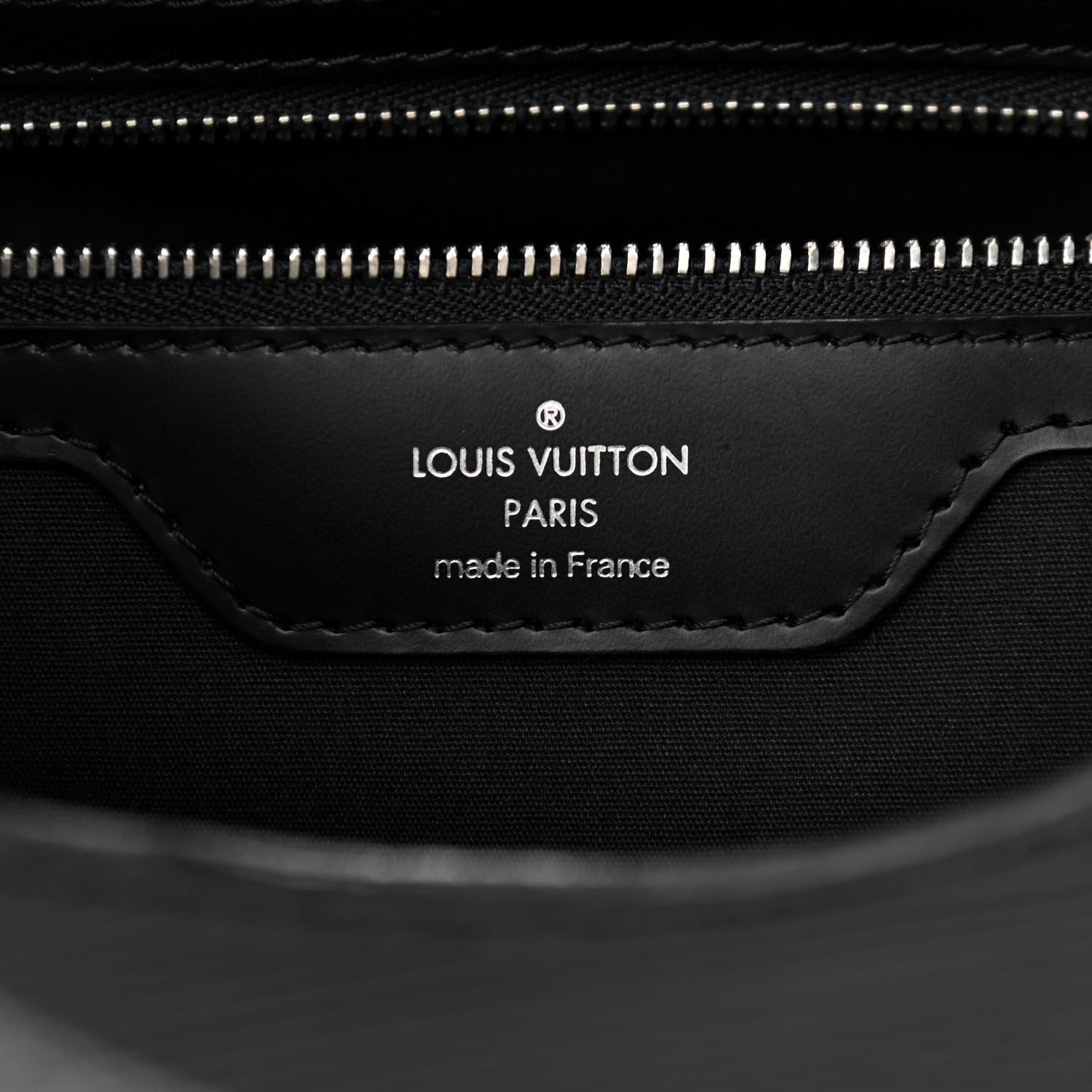 Louis Vuitton Epi Montaigne Sac Black 5 of 12