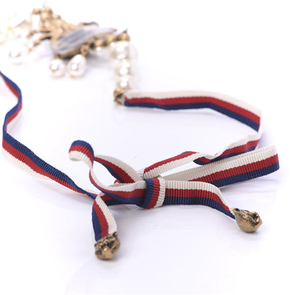 Gucci Crystal Pearl GG Sylvie Bee Necklace 4 of 5