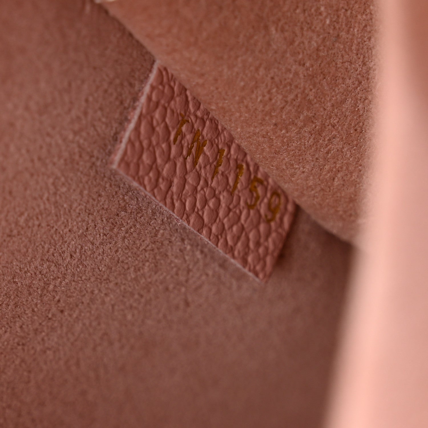 Louis Vuitton Monogram Daily Pouch Rose Poudre 7 of 10