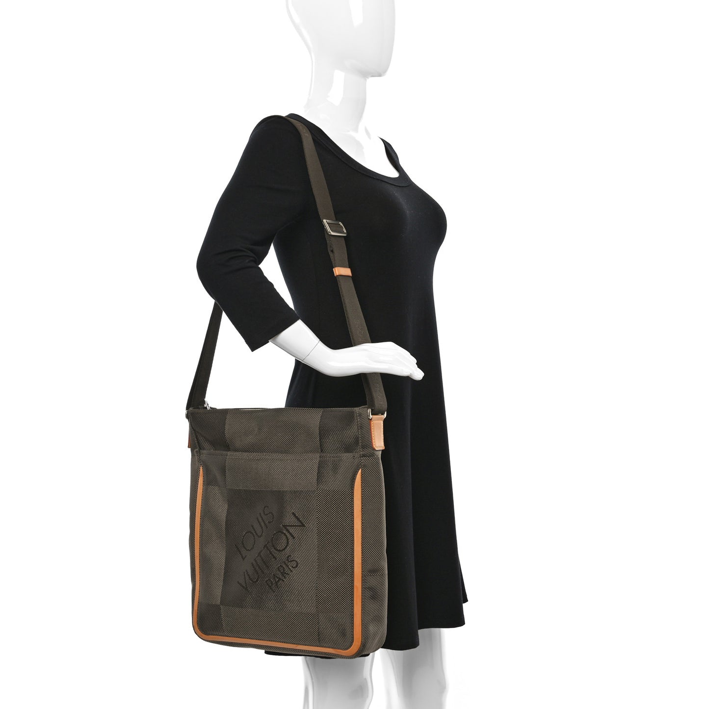 Damier Geant Compagnon Messenger Terre