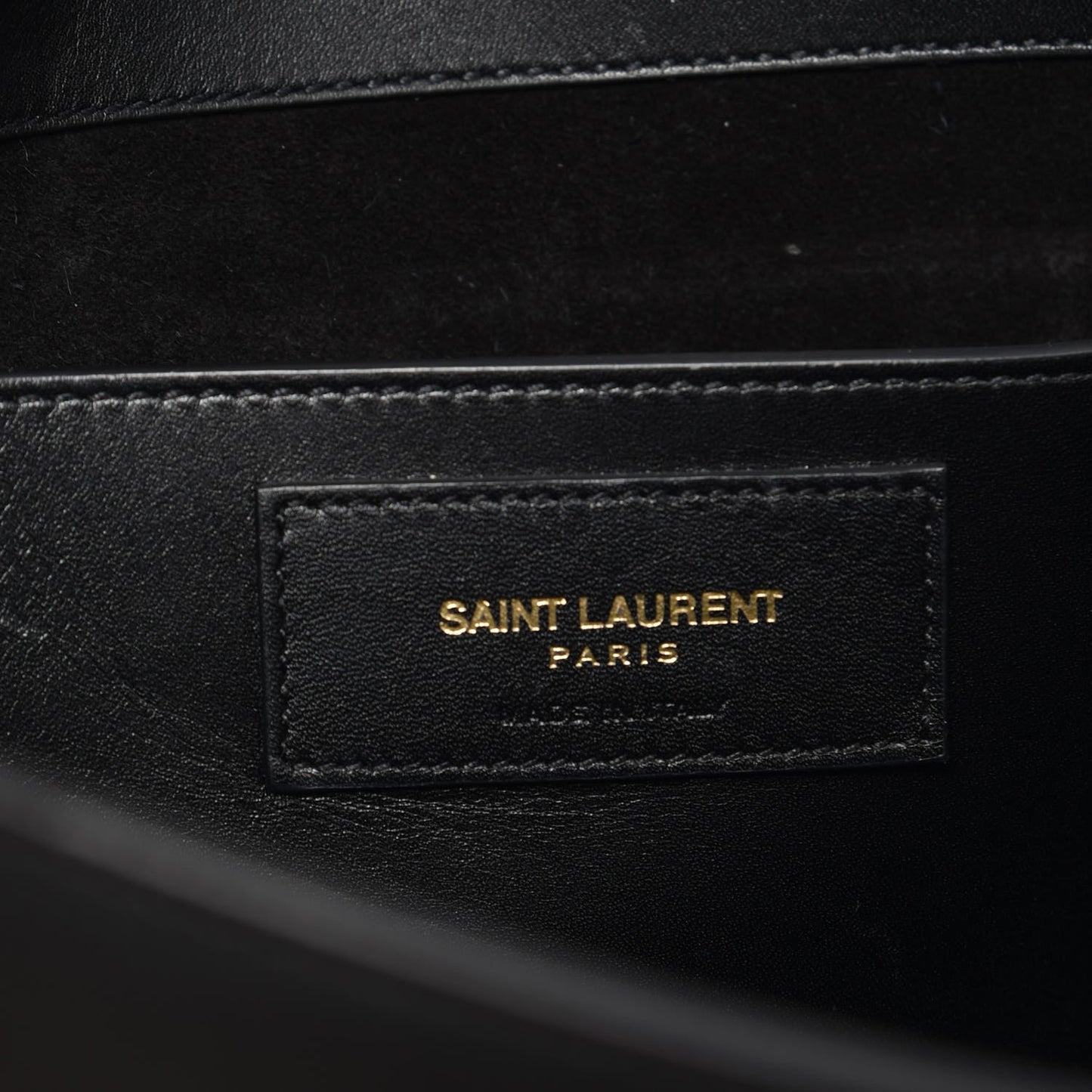 Calfskin Medium Classic Betty Black