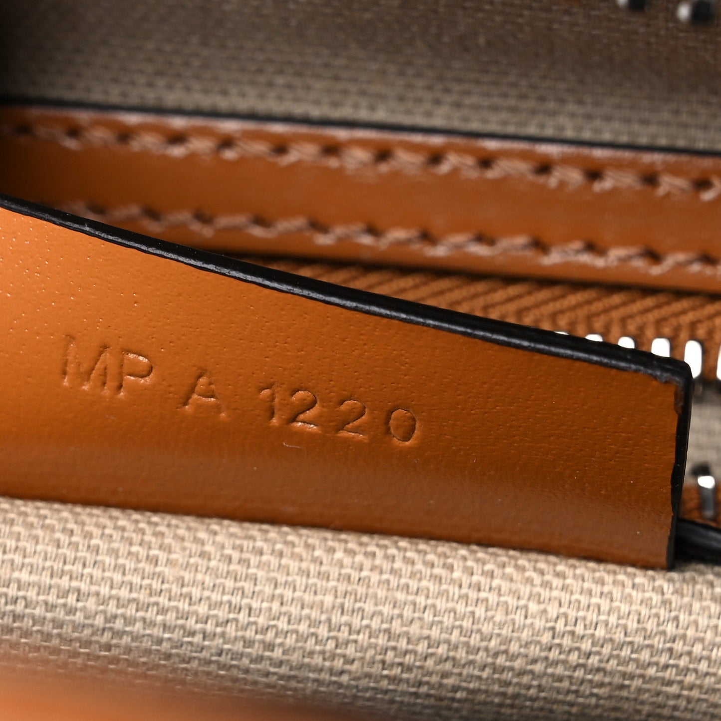 Shiny Lord Calfskin Mini Antigona Camel