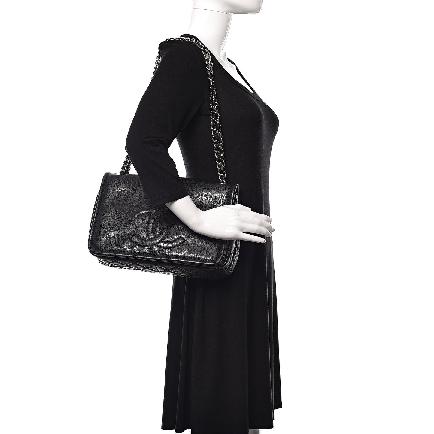 Caviar Large Timeless CC Flap Black