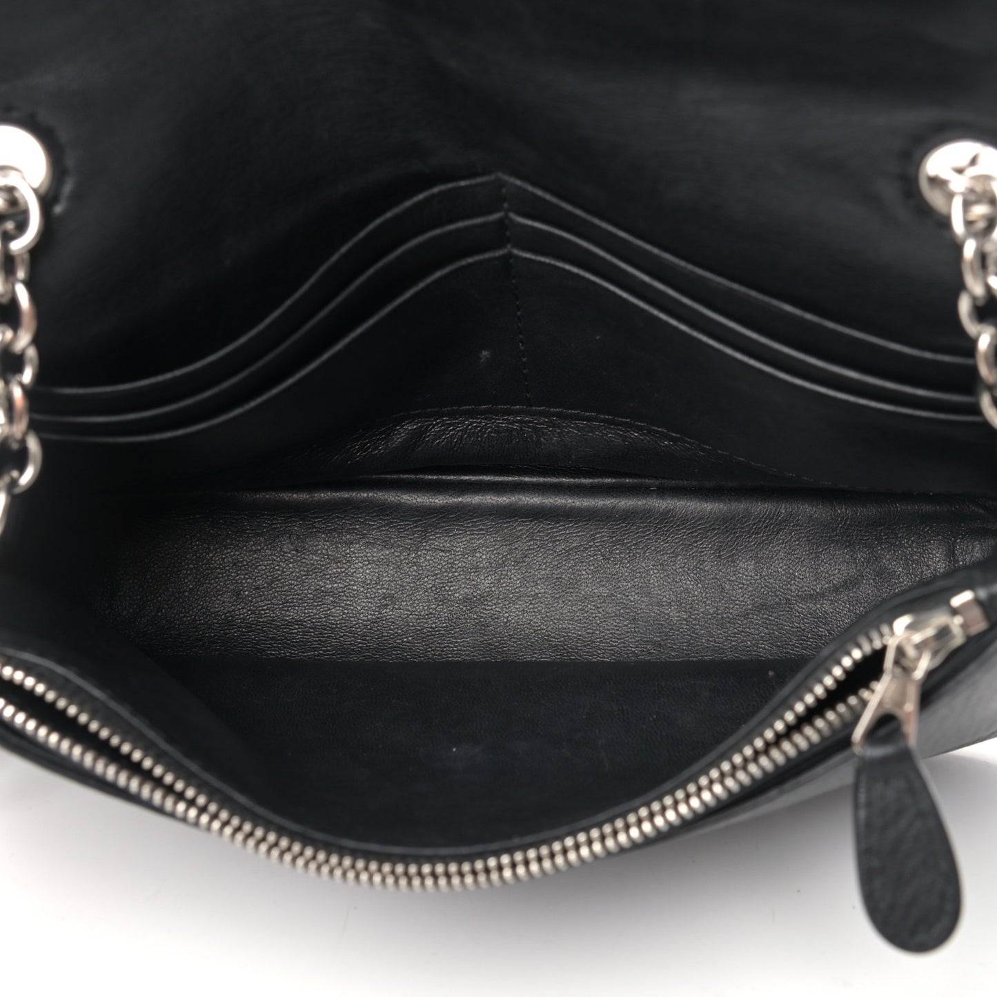 Pebbled Calfskin Everyday Chain Wallet Black
