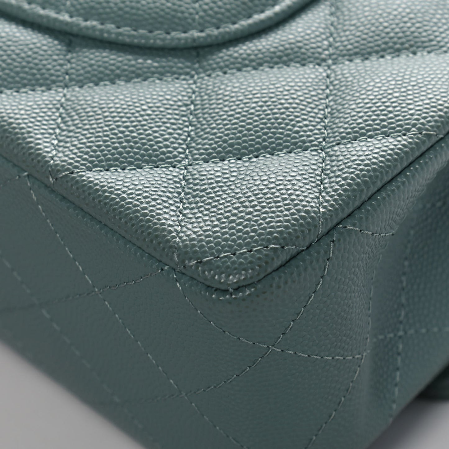 Caviar Quilted Medium Double Flap Green