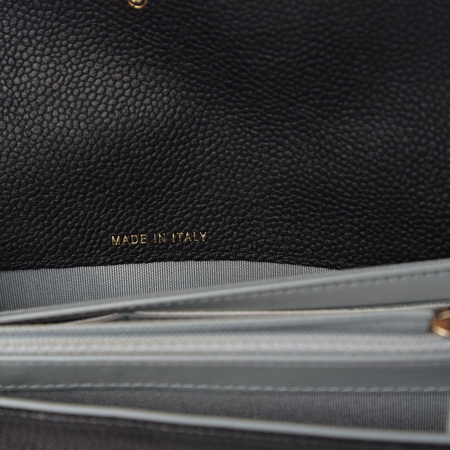 Caviar Quilted CC Box Gusset Flap Wallet Black Navy