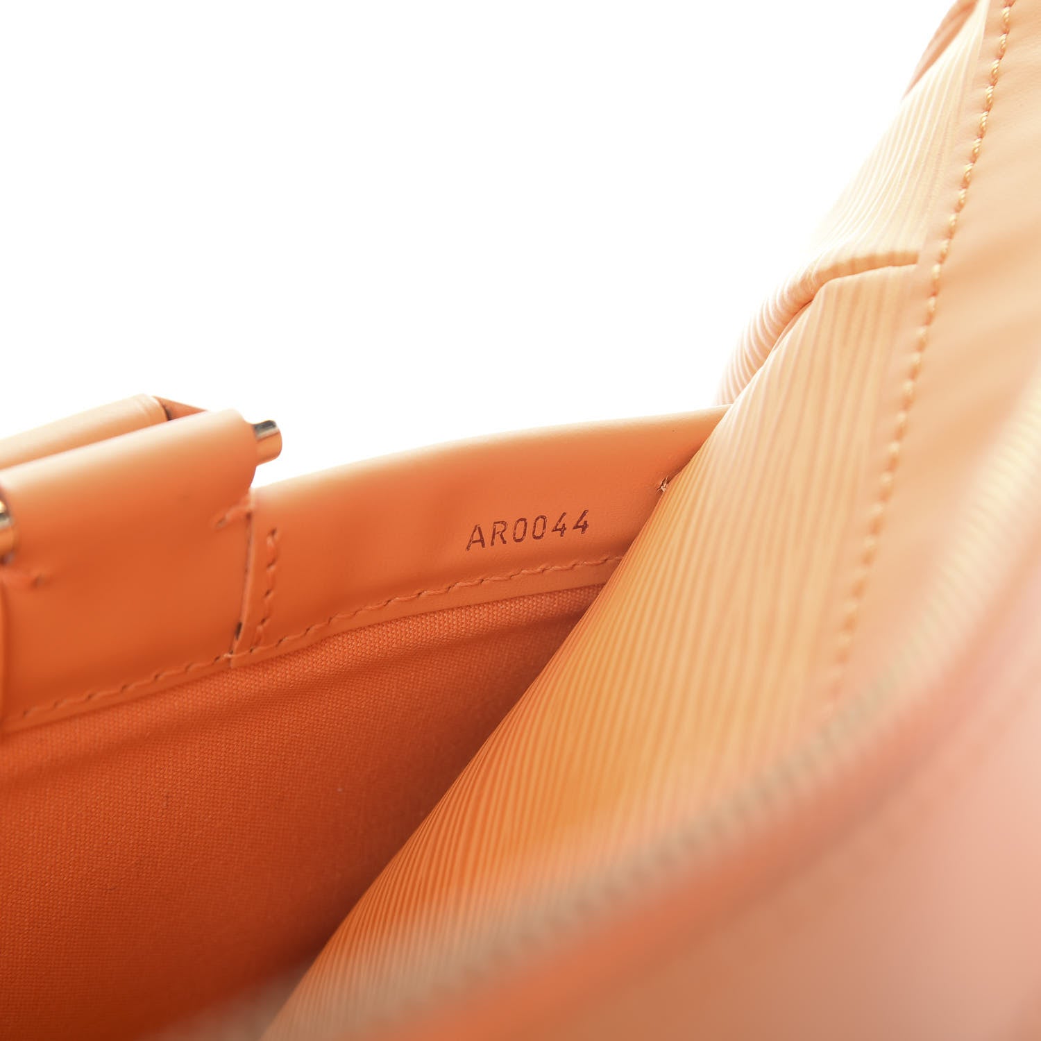 Louis Vuitton Epi Dhanura MM Mandarin 6 of 13