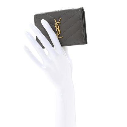 Saint Laurent Grain De Poudre Matelasse Chevron Monogram Flap Card Case Fog 2 of 9
