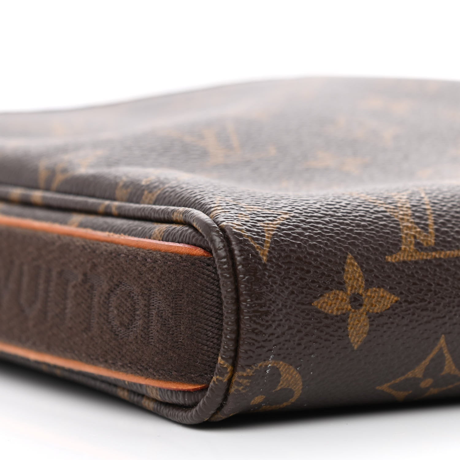 Louis Vuitton Monogram Trotteur Beaubourg 11 of 12