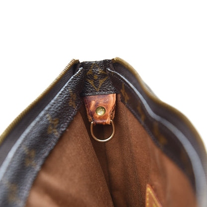 Louis Vuitton Monogram Cabas Mezzo 14 of 23