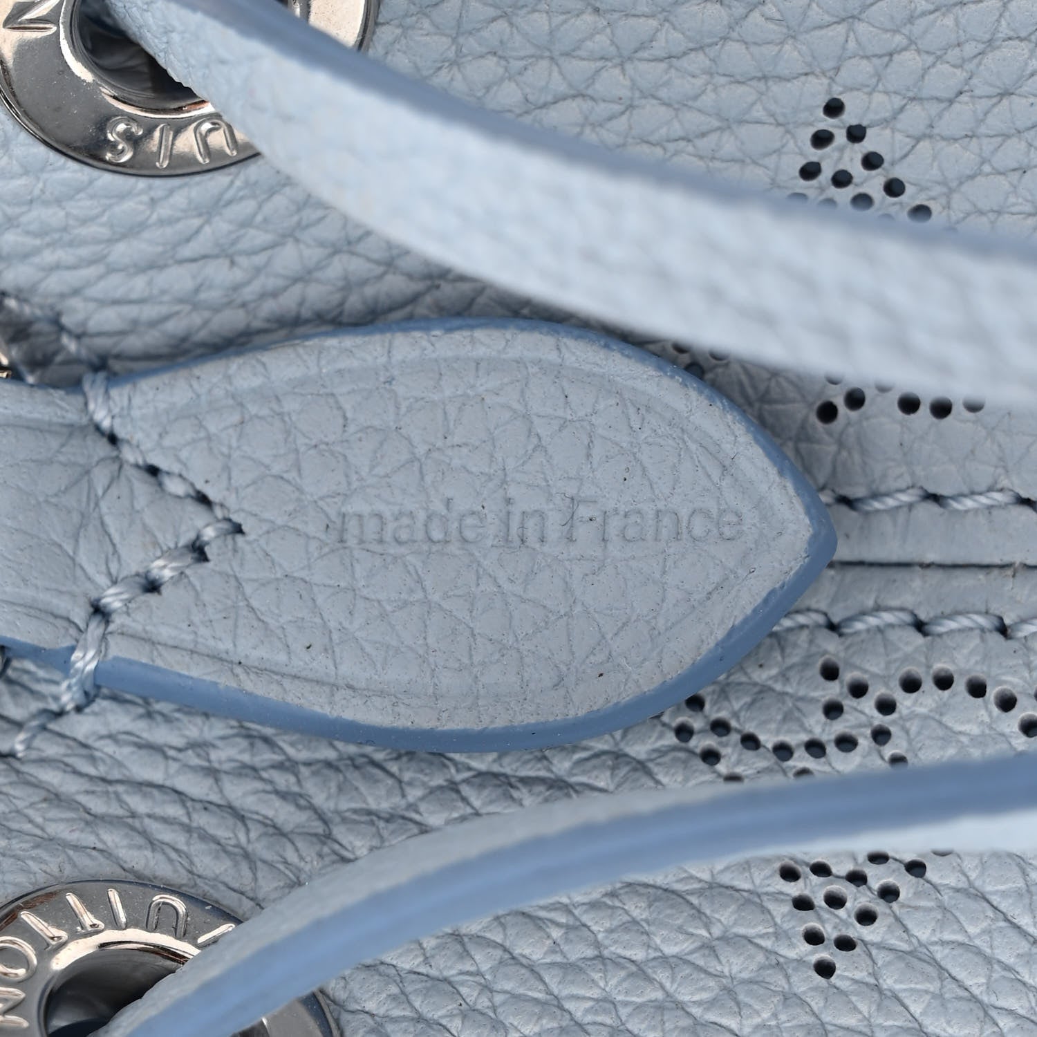 Louis Vuitton Mahina Bella Bleu Nuage 8 of 13