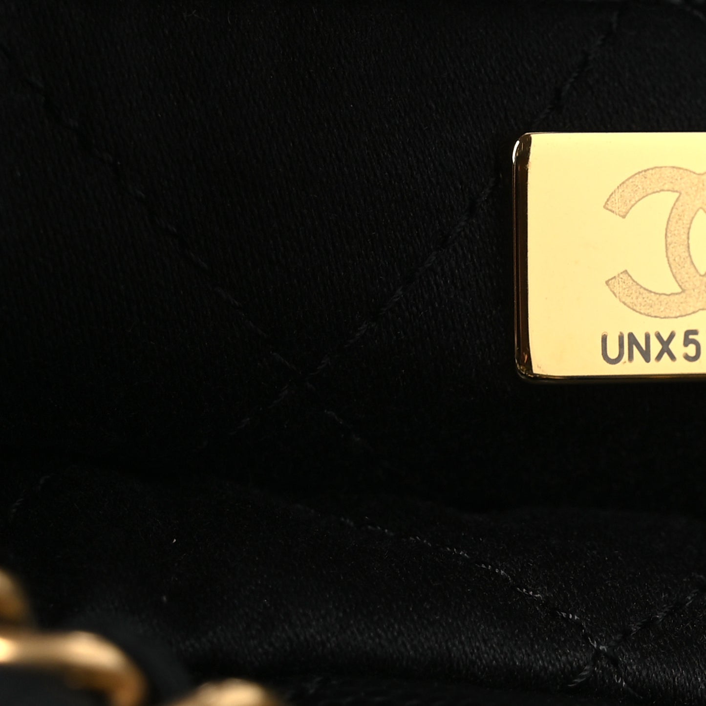 Shiny Caviar Quilted Mini Chanel 22 Black
