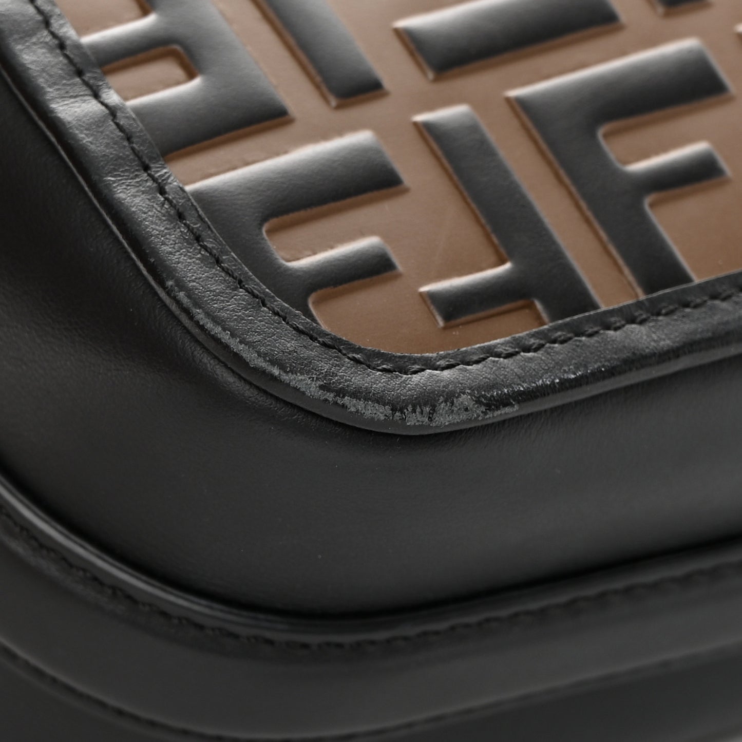 Vitello Century F is Fendi Bi-Color FF 1974 Embossed Camera Case Maya Black