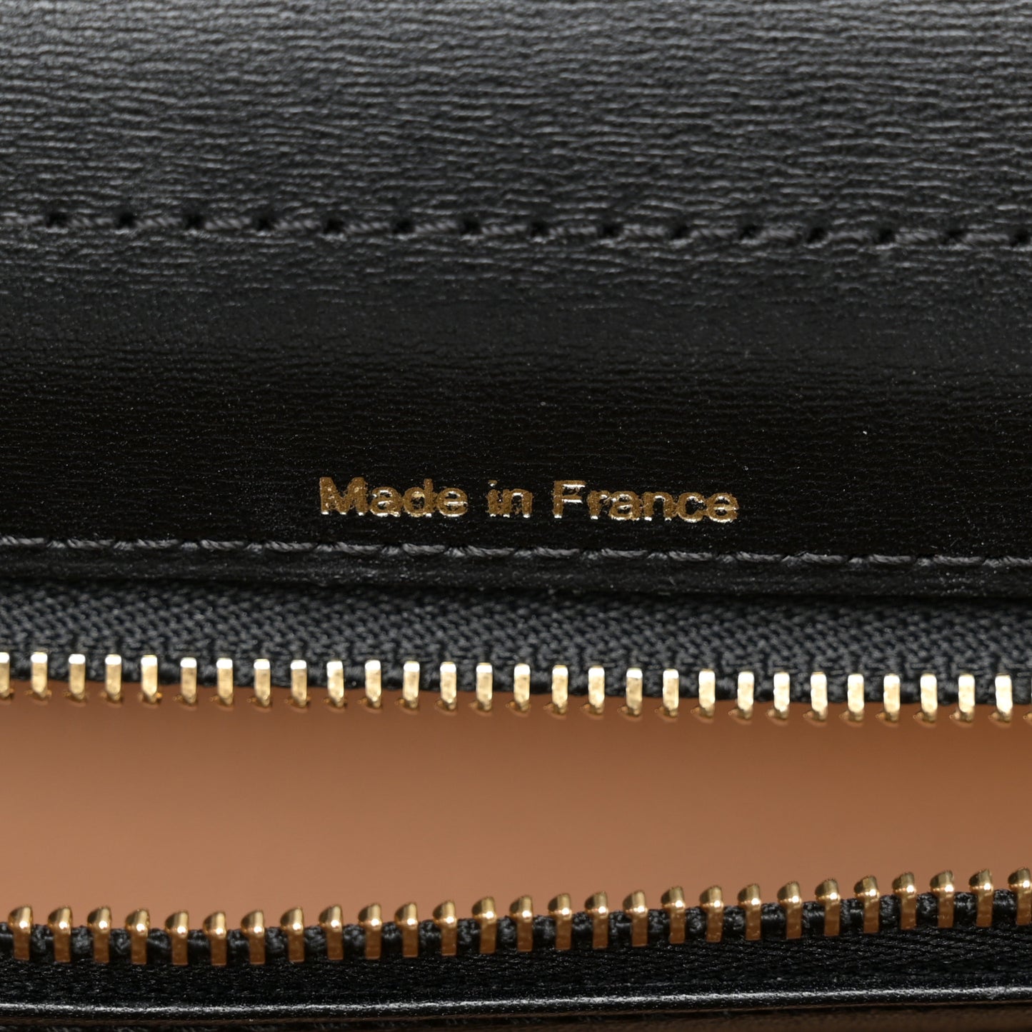 Box Calfskin MM Brillant Satchel Black