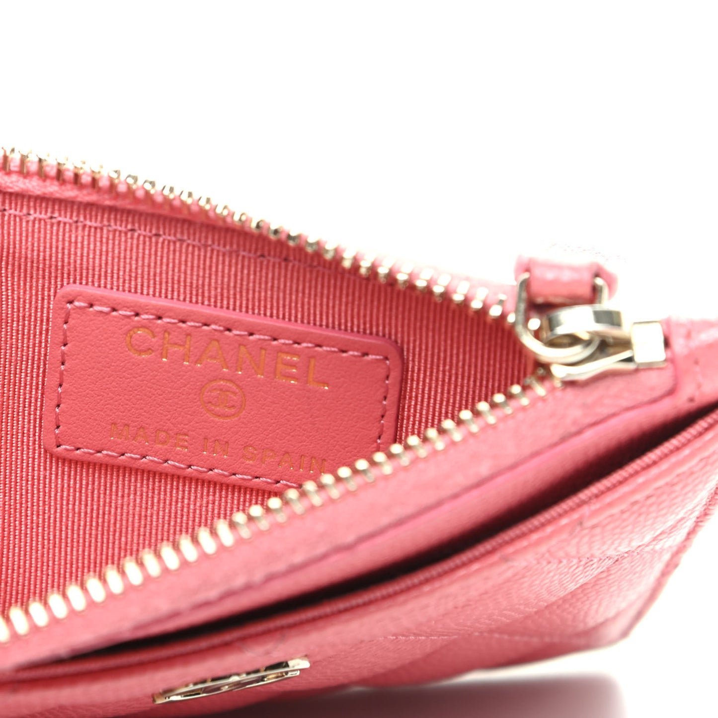 Caviar Quilted CC Zip Card Holder Pink