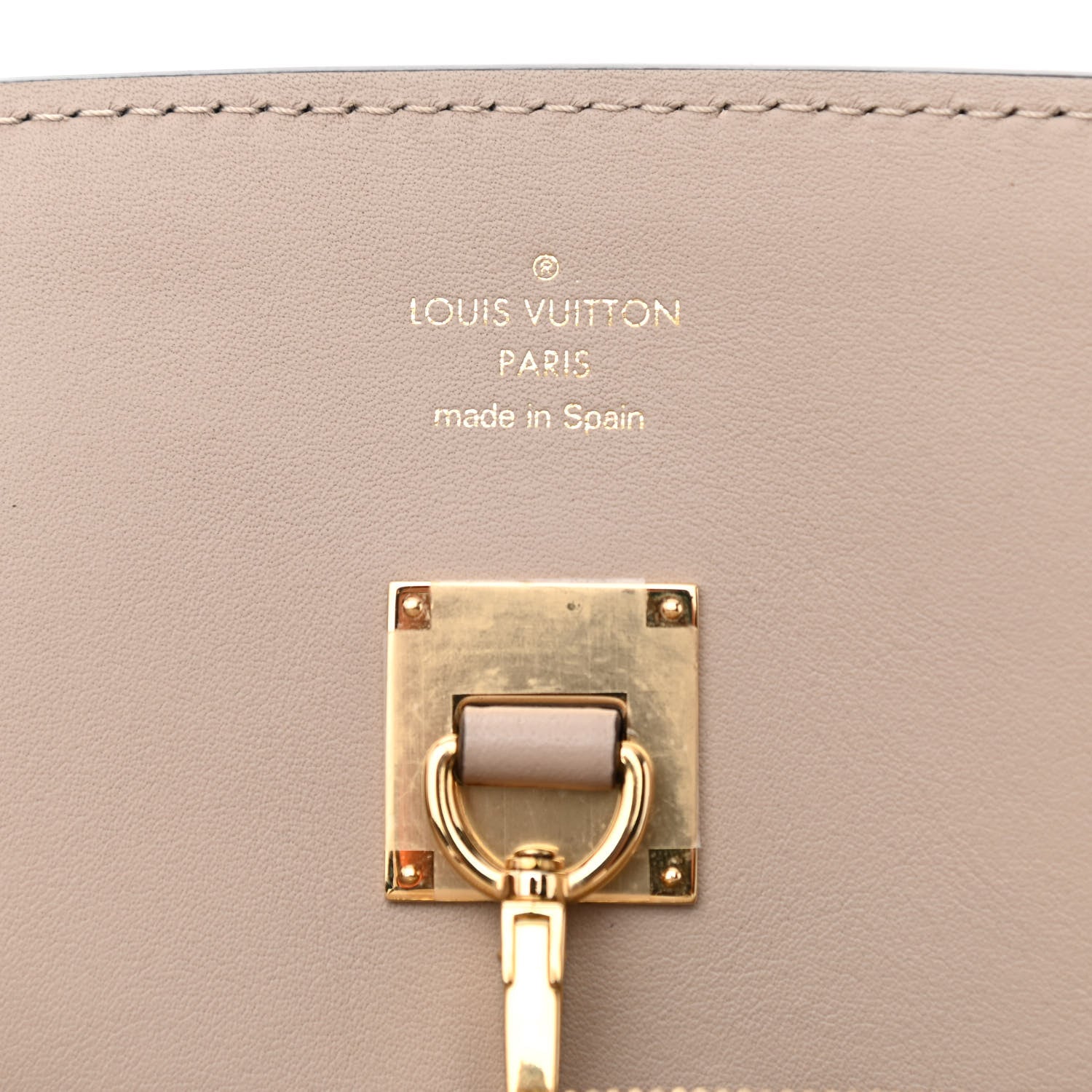 Louis Vuitton Veau Nuage Milla MM Ebene 6 of 10