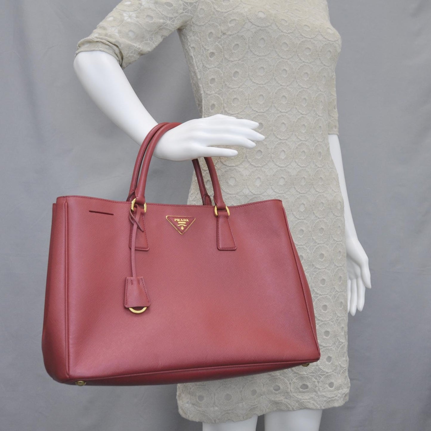 Saffiano Lux Large Tote Fuoco