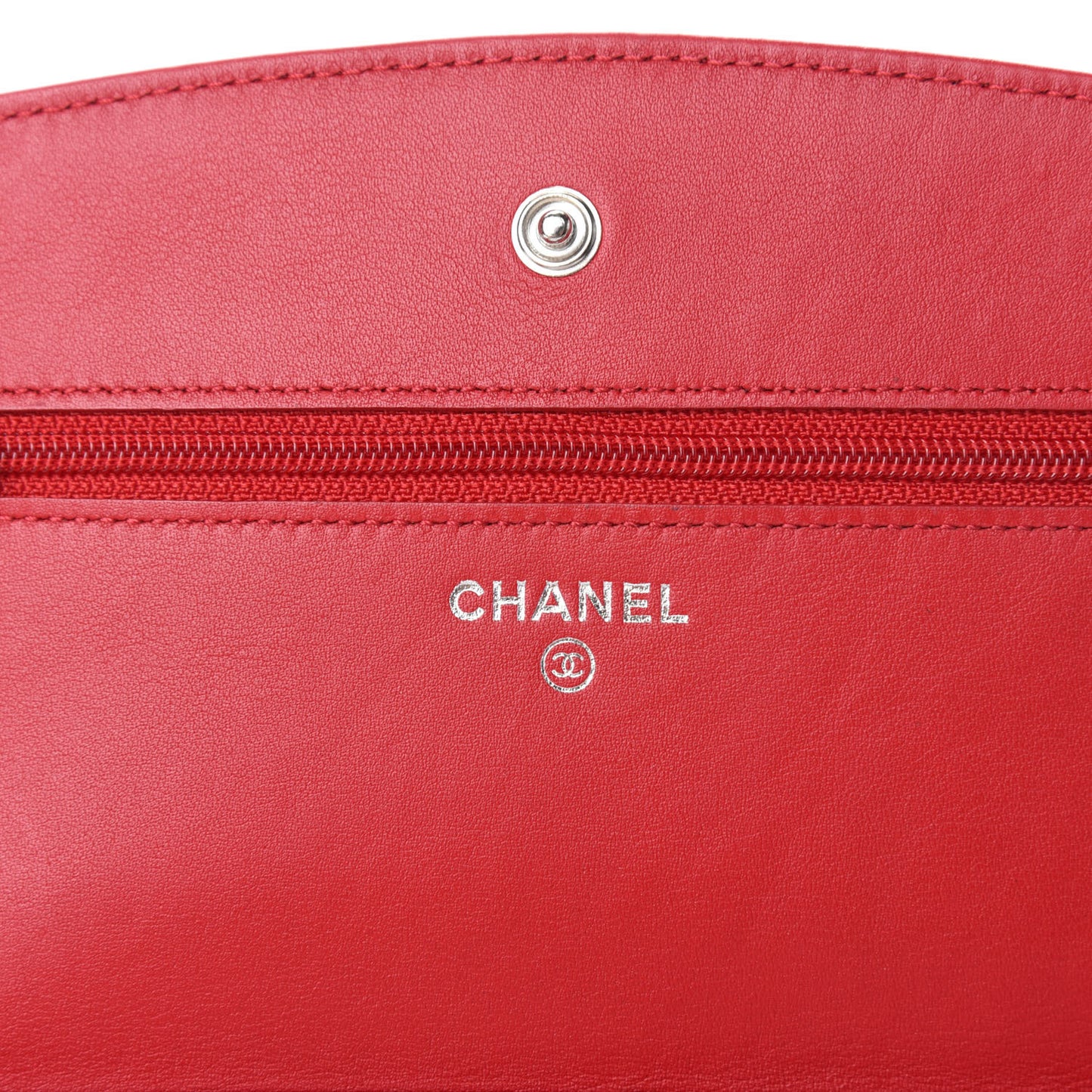 Caviar Sevruga Wallet on Chain WOC Red