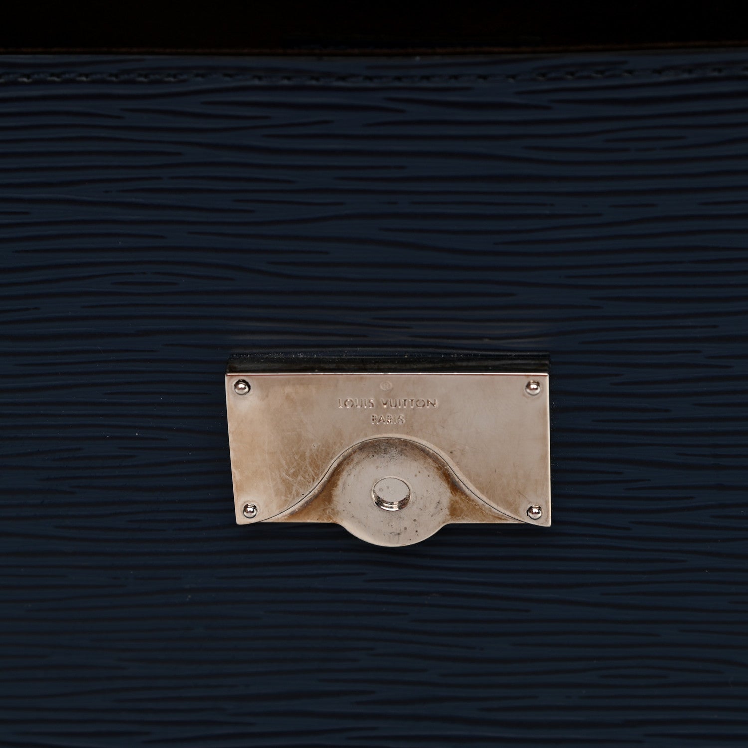 Louis Vuitton Epi Cluny MM Indigo 11 of 14