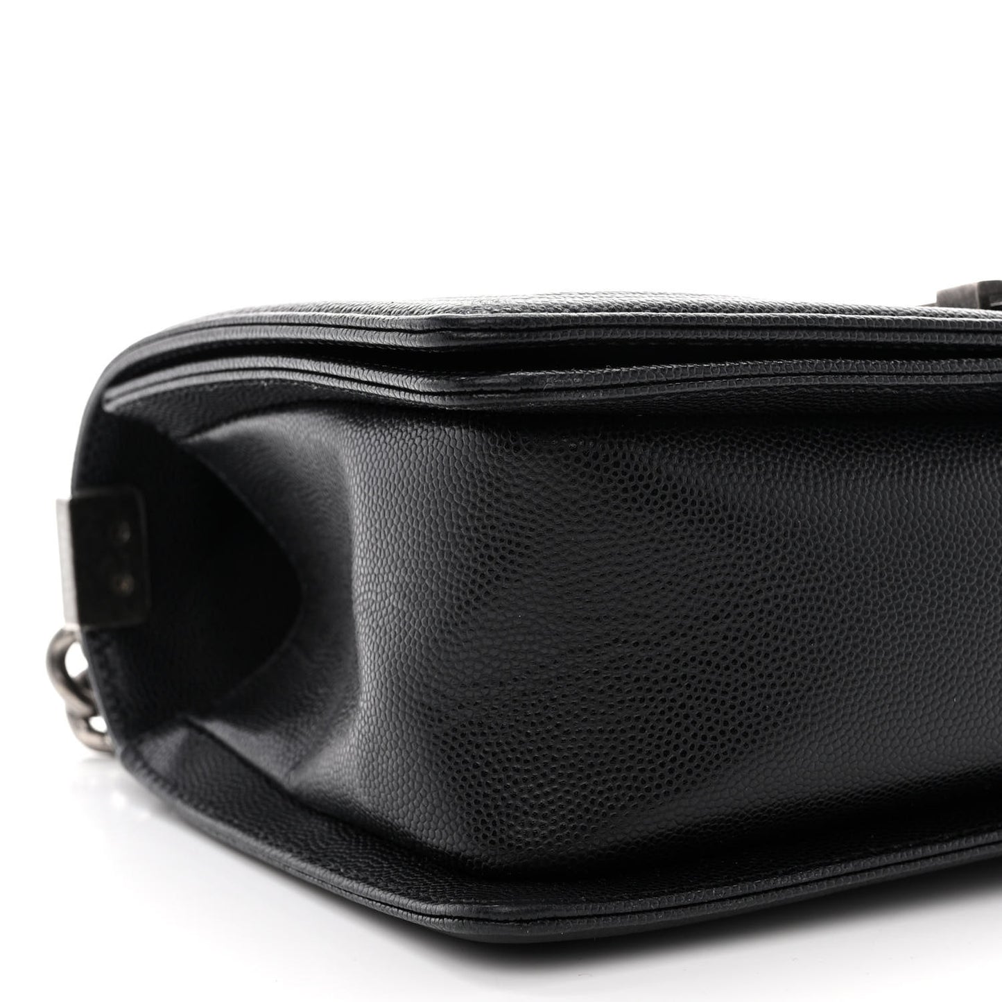 Caviar Quilted Medium Boy Flap Black