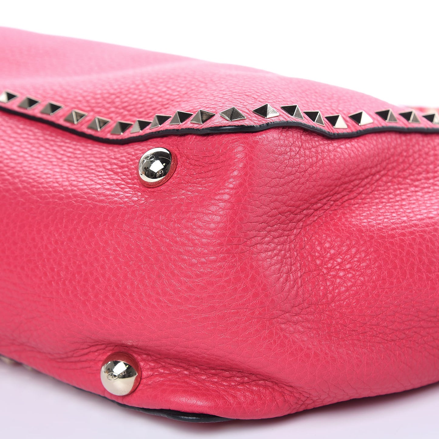 Pebbled Calfskin Medium Rockstud Tote Deep Fuxia